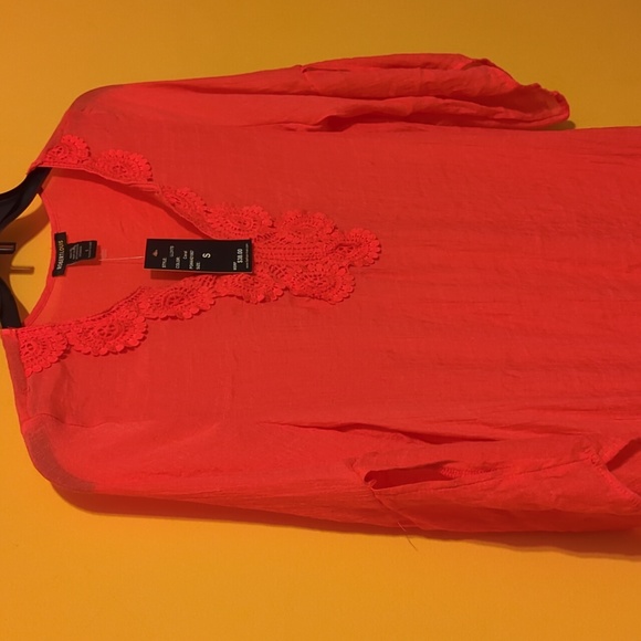 NWT ROBERT LOUIS * TUNIC - Picture 3 of 8